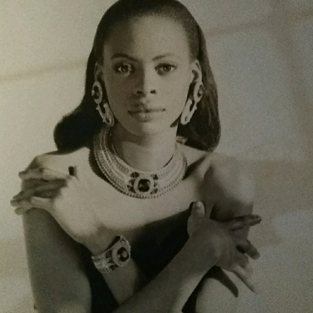 Meet your Posher, Linda